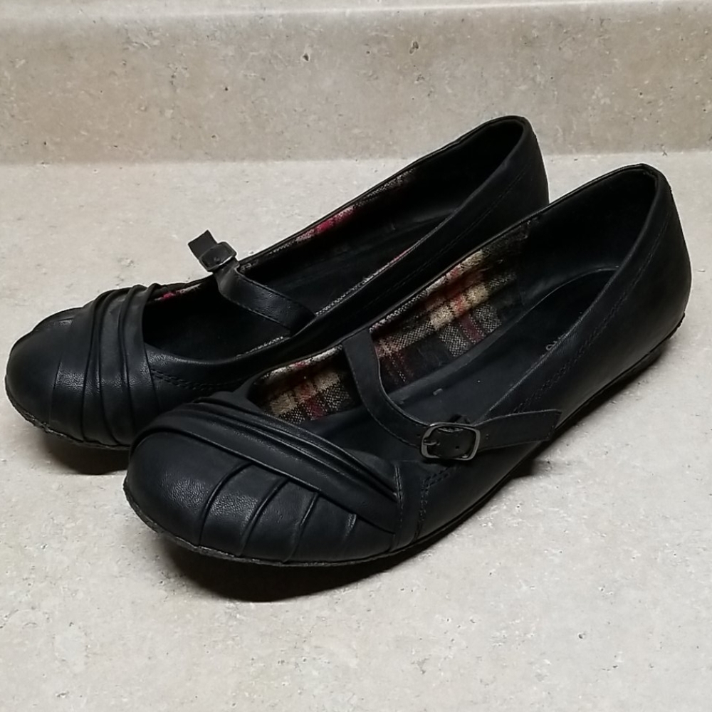 Black Flats